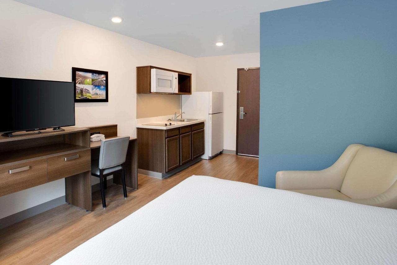 Woodspring Suites Daytona Beach Int'L Speedway Exterior foto